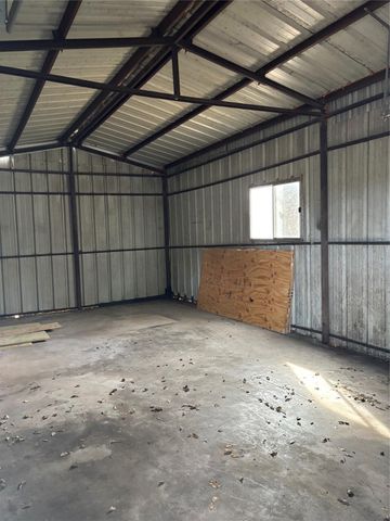 1001 S 5th Street, Crockett, TX 75835