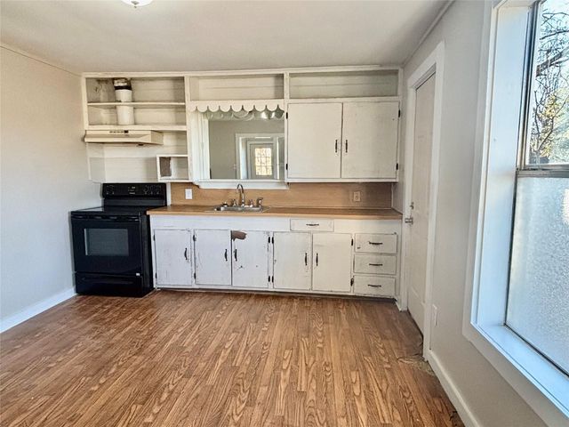 1001 S 5th Street, Crockett, TX 75835