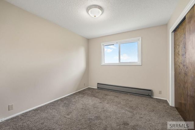 2424 E 244 N, St Anthony, ID 83445