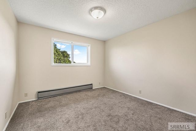 2424 E 244 N, St Anthony, ID 83445