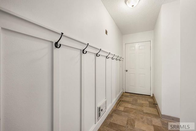 2424 E 244 N, St Anthony, ID 83445
