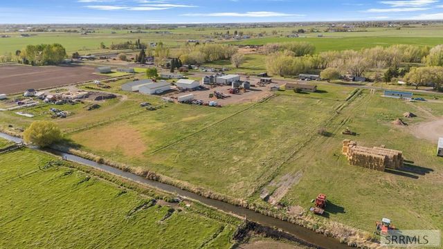 2424 E 244 N, St Anthony, ID 83445