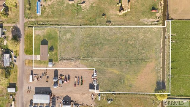 2424 E 244 N, St Anthony, ID 83445