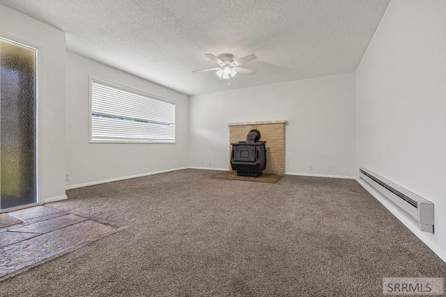 2424 E 244 N, St Anthony, ID 83445