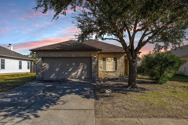 220 Flinn ST, Hutto, TX 78634