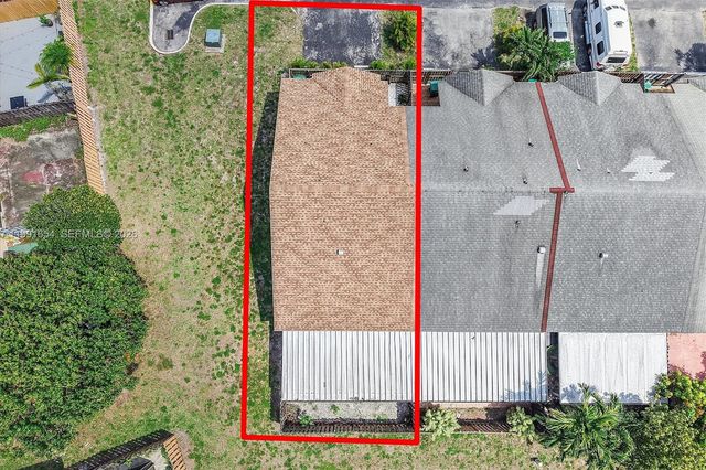 6723 NW 188th Ter, Hialeah, FL 33015