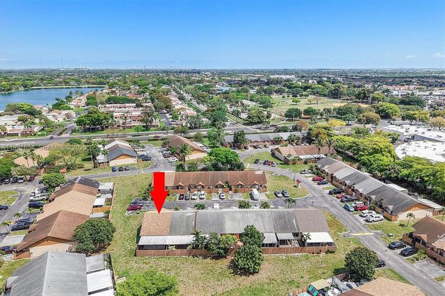 6723 NW 188th Ter, Hialeah, FL 33015