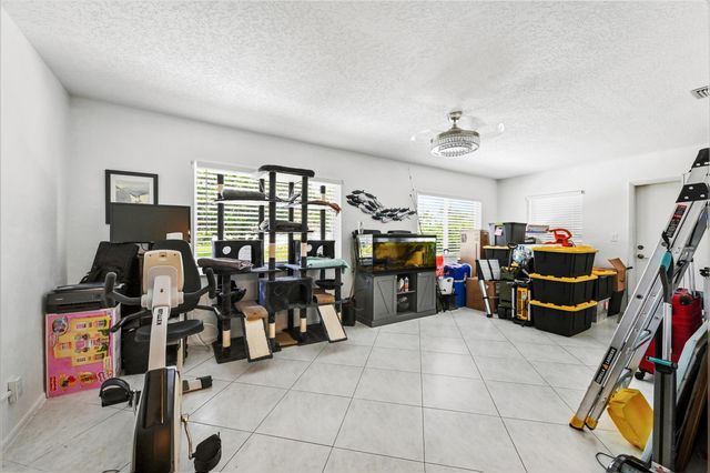 7207 NW 92nd Avenue, Tamarac, FL 33321
