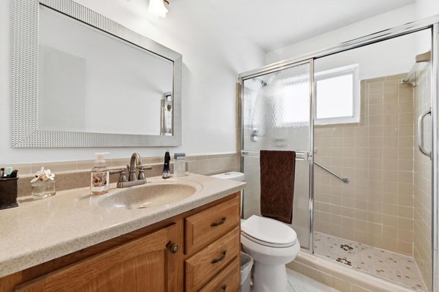 7207 NW 92nd Avenue, Tamarac, FL 33321