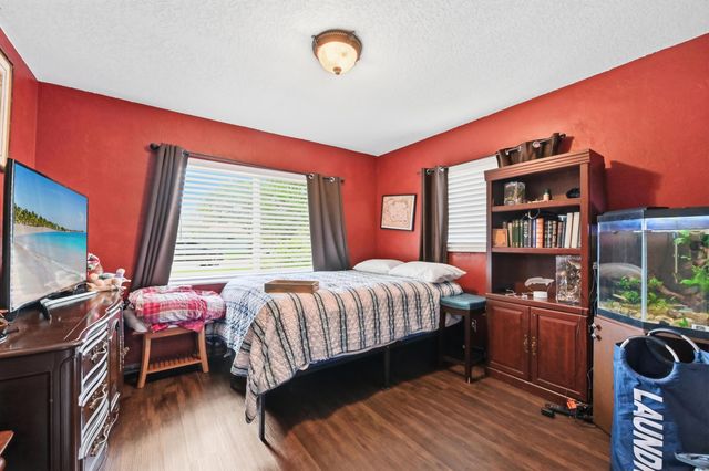 7207 NW 92nd Avenue, Tamarac, FL 33321