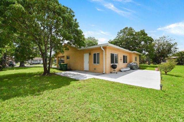 7207 NW 92nd Avenue, Tamarac, FL 33321