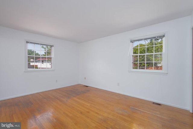 4 THURSTON DR, Upper Marlboro, MD 20774