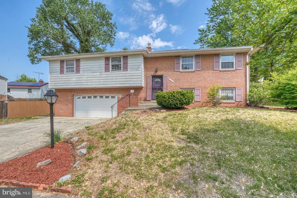 4 THURSTON DR, Upper Marlboro, MD 20774