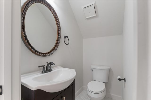1216 Cleveland Street, Houston, TX 77019