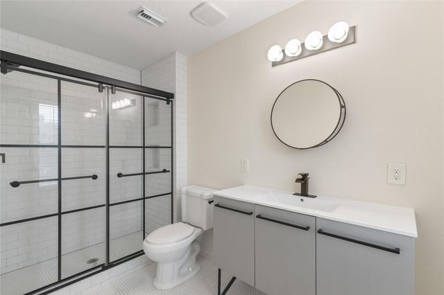 1216 Cleveland Street, Houston, TX 77019