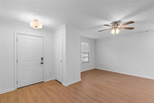 1216 Cleveland Street, Houston, TX 77019