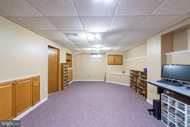 9 TIMBER WOLF DR, Hamilton, NJ 08620