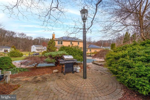 9 TIMBER WOLF DR, Hamilton, NJ 08620