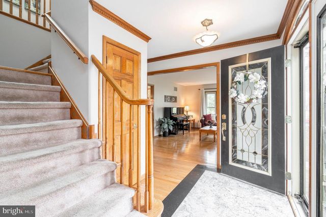 9 TIMBER WOLF DR, Hamilton, NJ 08620