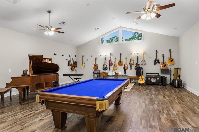 12847 Pleasant Ridge, Walker, LA 70785
