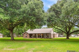 12847 Pleasant Ridge, Walker, LA 70785