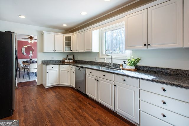 3850 Cedar Cliff, Smyrna, GA 30080
