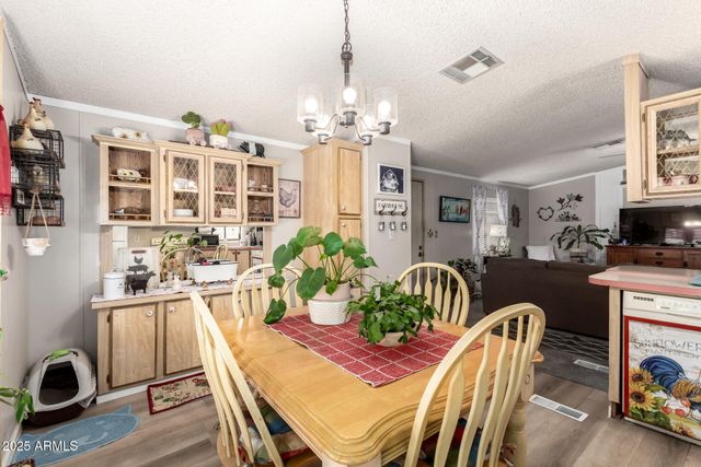 6942 W OLIVE Avenue 20, Peoria, AZ 85345