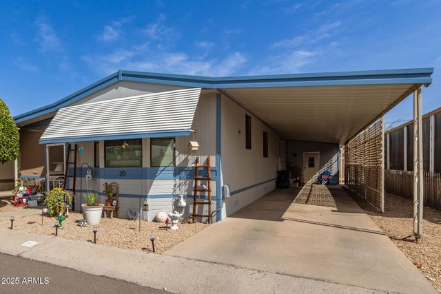 6942 W OLIVE Avenue 20, Peoria, AZ 85345