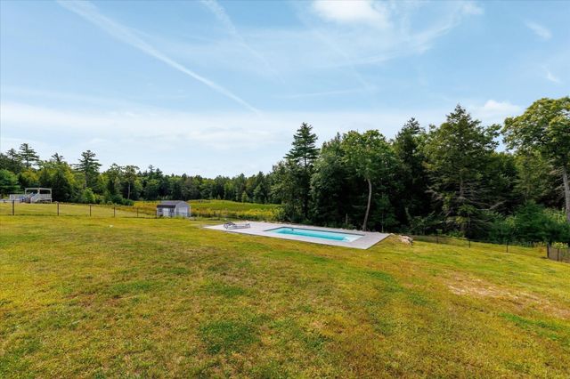 19 Lighthouse Ln, Westminster, MA 01473