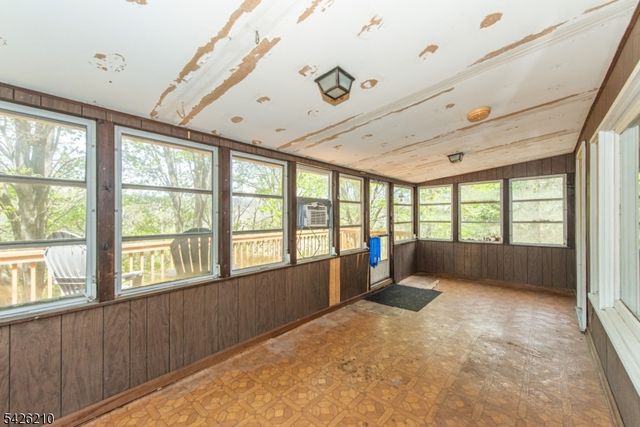 211 Clove Rd, Montague Twp., NJ 07827