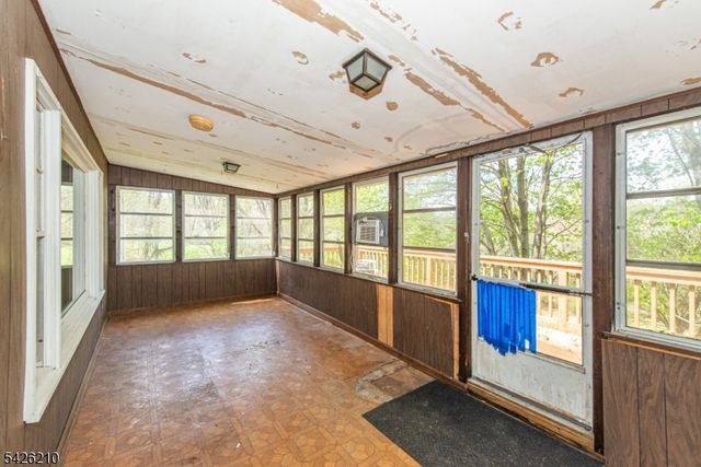 211 Clove Rd, Montague Twp., NJ 07827