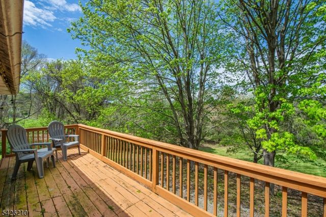 211 Clove Rd, Montague Twp., NJ 07827
