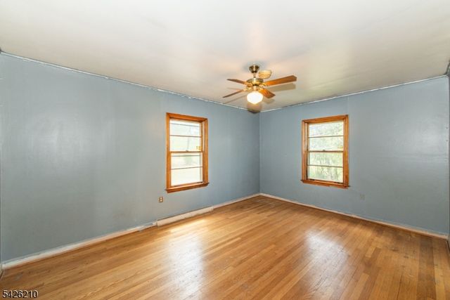 211 Clove Rd, Montague Twp., NJ 07827