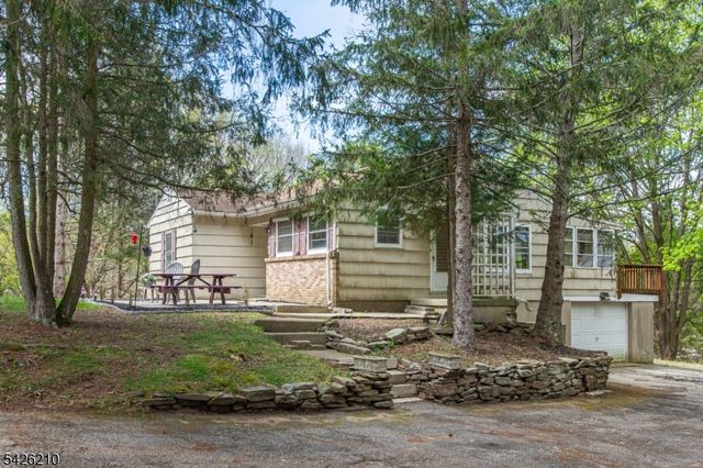 211 Clove Rd, Montague Twp., NJ 07827