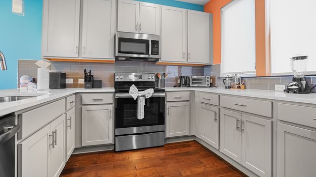 64 Fern Ave Unit 13, Nashville, TN 37207