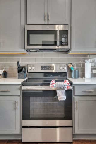 64 Fern Ave Unit 13, Nashville, TN 37207