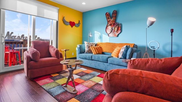 64 Fern Ave Unit 13, Nashville, TN 37207