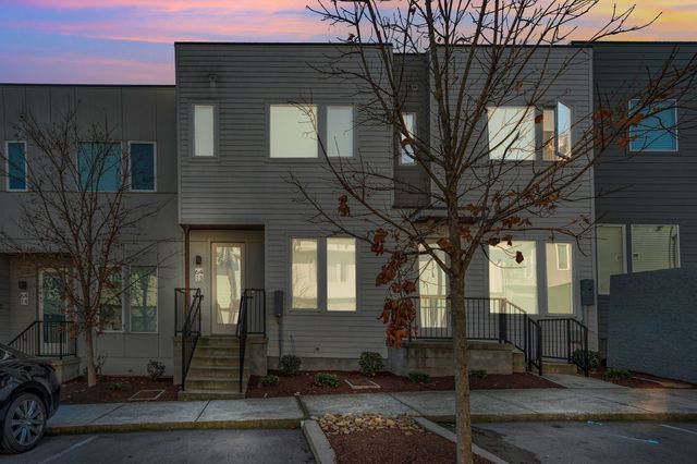 64 Fern Ave Unit 13, Nashville, TN 37207
