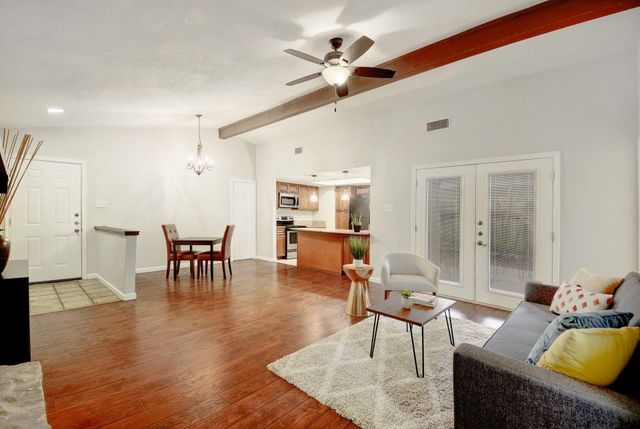 8504 Mesa DR A, Austin, TX 78759