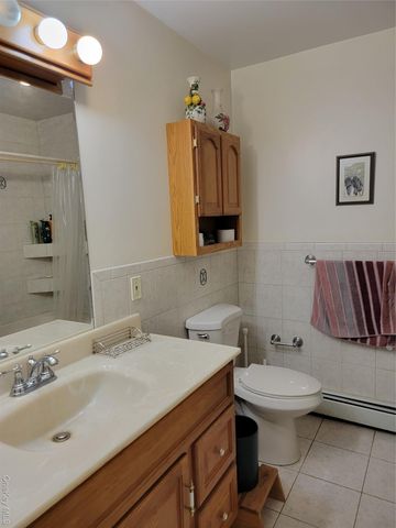 107 Oscawana Lake Road, Putnam Valley, NY 10579