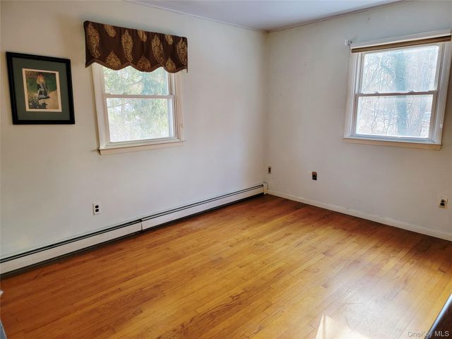 107 Oscawana Lake Road, Putnam Valley, NY 10579