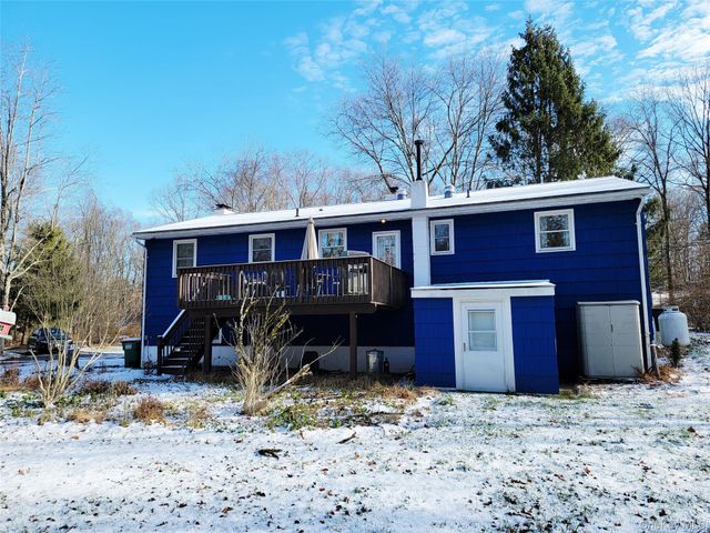 107 Oscawana Lake Road, Putnam Valley, NY 10579