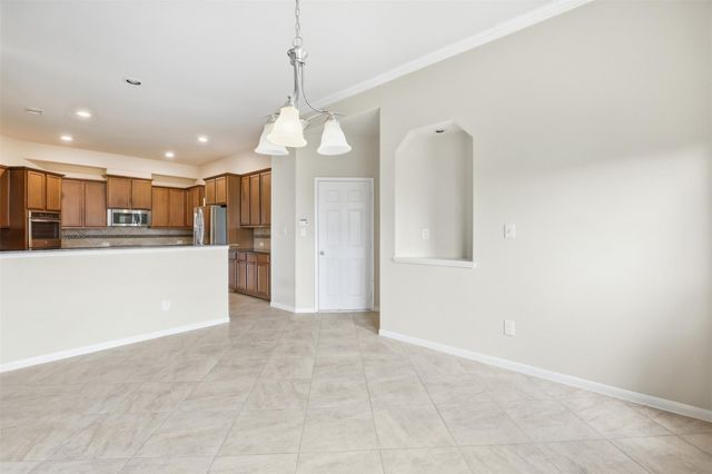 4002 Broadmoor Drive, Mont Belvieu, TX 77523