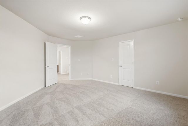 4002 Broadmoor Drive, Mont Belvieu, TX 77523
