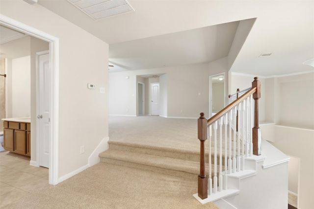 4002 Broadmoor Drive, Mont Belvieu, TX 77523