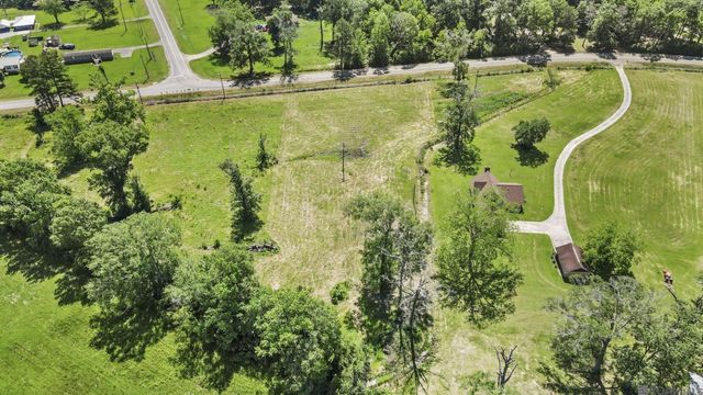 12025 Blackwater Rd, Central, LA 70714