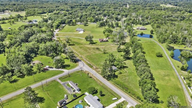12025 Blackwater Rd, Central, LA 70714