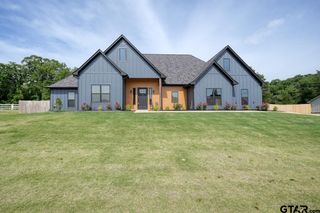 14673 Woodland Creek Dr, Tyler, TX 75706