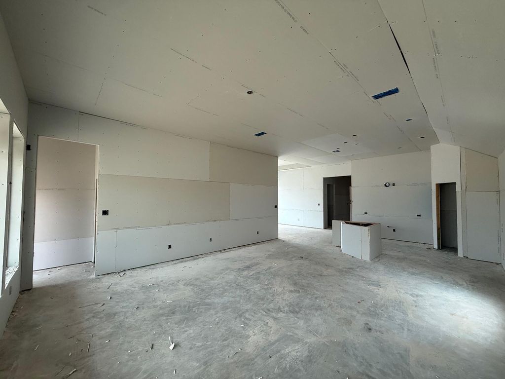 Image 6 of property listing at 26826 Brilliant Brook Drive, Richmond, TX 77406