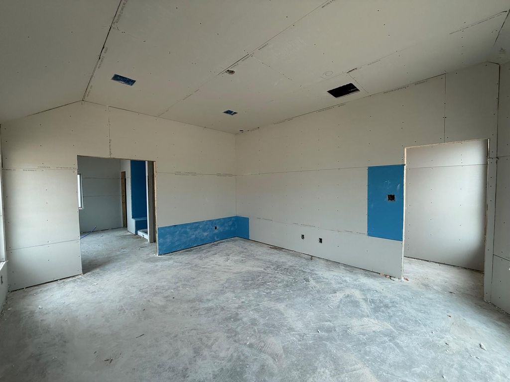 Image 7 of property listing at 26826 Brilliant Brook Drive, Richmond, TX 77406